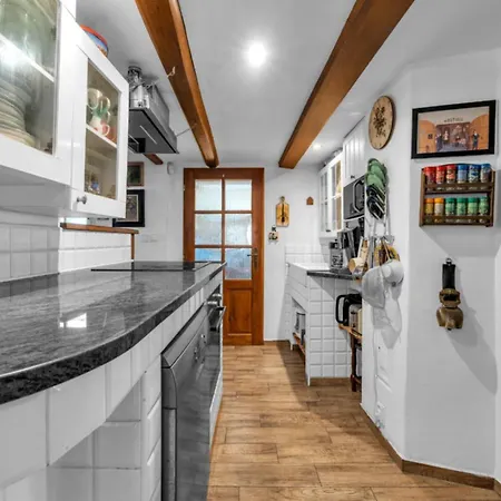 Pod Marianskou Horou Desná